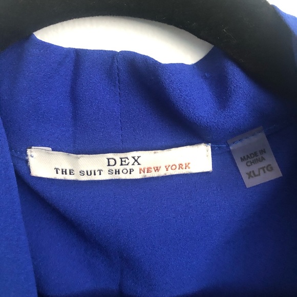 😊 3/$40 Dex Vibrant Blue Solid Blouse - Picture 3 of 5